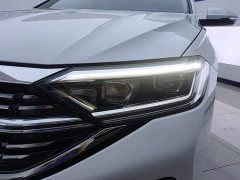 Volkswagen Sagitar 300TSI DSG Flying Edition - ფოტო 5