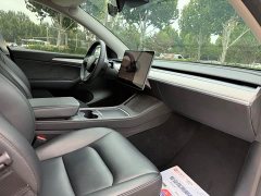 Tesla Model Y Rear-Wheel Drive - ფოტო 14