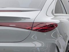 Mercedes-Benz EQE 2022 350 Pioneer Edition - ფოტო 6
