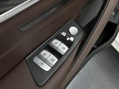 BMW 5 Series 530Li Premier Luxury Package - ფოტო 12