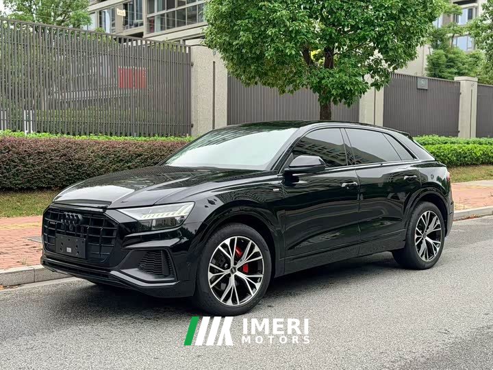 Audi Q8 55 TFSI Luxury Sport - ავტომობილი ჩინეთიდან