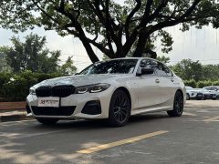 BMW 3 Series 325i M Sport Night Edition Package - ფოტო 1