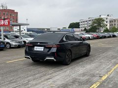 BMW 5 Series 530Li Premier M Sport Package - ფოტო 6