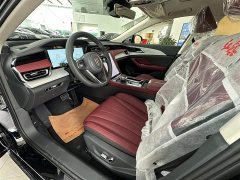 FAW Hongqi H5 PHEV 130 Super Hybrid Edition - ფოტო 9