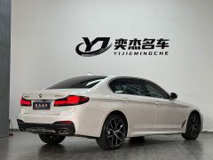 BMW 5 Series Facelift 530Li Luxury M Sport Package - ფოტო 9