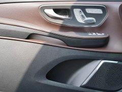 Mercedes-Benz V-Class V 300 L Long Wheelbase Luxury Edition - ფოტო 11