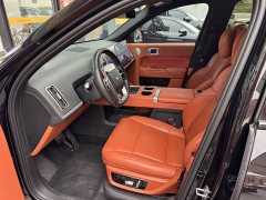 Li Auto L8 Max - ფოტო 8
