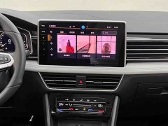Volkswagen Tiguan L Outstanding Edition 300TSI Automatic Two-Wheel Drive Dragon Ascendant Version - ფოტო 18