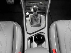 Volkswagen Tiguan L Outstanding Edition 300TSI Automatic Two-Wheel Drive Dragon Ascendant Version - ფოტო 19
