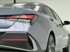 Hyundai Elantra 1.5L CVT GLX Elite - ფოტო 10