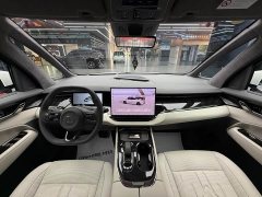 Zeekr Geely Zeekr 009 2024 Six-Seat Executive AWD 108kWh - ფოტო 13