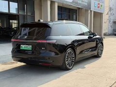 NIO ES8 Six-Seat Executive Signature Edition - ფოტო 16