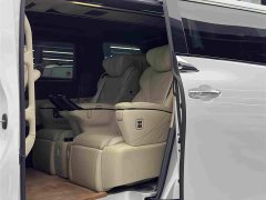 Toyota Alphard Hybrid 2.5L Premium Edition - ფოტო 9