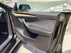 Tesla Model Y Rear-Wheel Drive - ფოტო 15