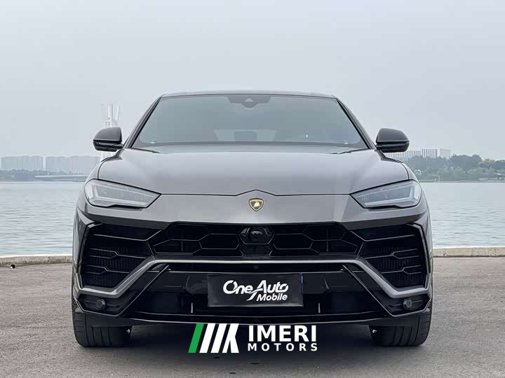 Lamborghini Urus 4.0T V8 - ავტომობილი ჩინეთიდან