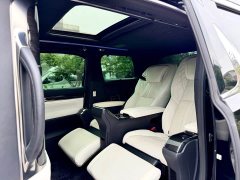 Lexus LM 2020 300h Four-Seat Royal Edition - ფოტო 13