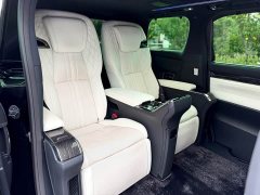 Lexus LM 2020 300h Four-Seat Royal Edition - ფოტო 19