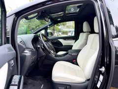 Lexus LM 2020 300h Four-Seat Royal Edition - ფოტო 7