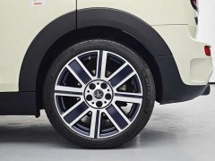 BMW 2023 MINI Clubman Facelift 2.0T Cooper S Connoisseur - ფოტო 10