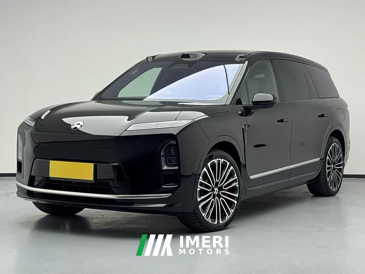 NIO ES8 Six-Seat Executive Signature Edition