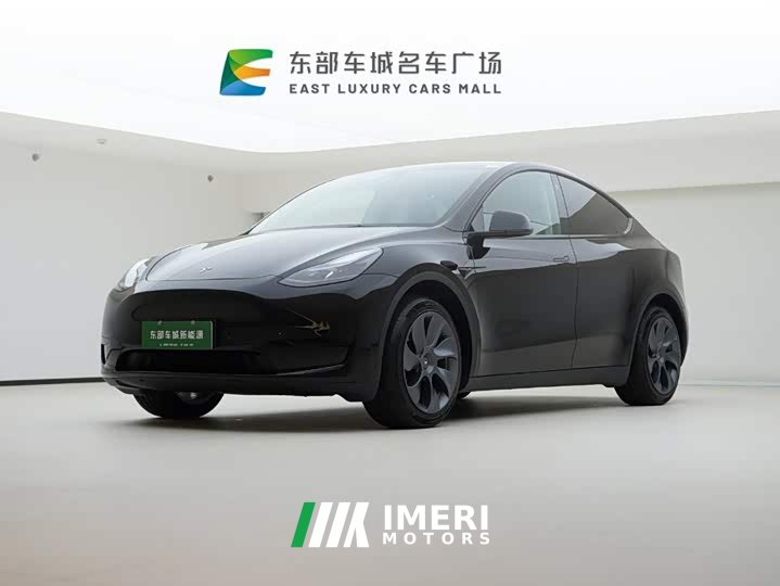 Tesla Model Y Facelift Rear-Wheel Drive
