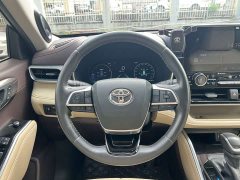 Toyota Highlander Hybrid 2.5L AWD Premium 7-Seater - ფოტო 4