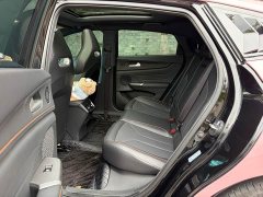 Changan UNI-V 1.5T 500Bar Premium Edition - ფოტო 9