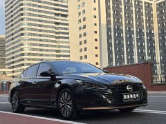 Nissan Teana 2.0L SV Black Gold Edition - фото 3