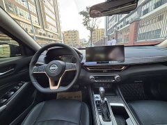 Nissan Teana 2.0L SV Black Gold Edition - фото 8