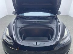 Tesla Model Y Long Range All-Wheel Drive - ფოტო 18