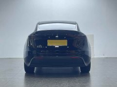 Tesla Model Y Long Range All-Wheel Drive - ფოტო 4