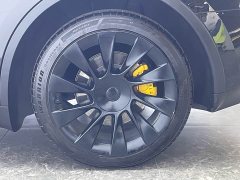 Tesla Model Y Long Range All-Wheel Drive - ფოტო 8