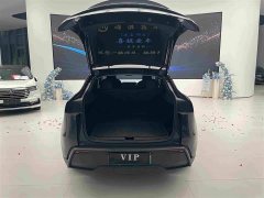 Tesla Model Y Rear-Wheel Drive - ფოტო 16
