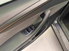 Tesla Model Y Rear-Wheel Drive - ფოტო 8