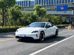 Porsche Taycan 4 - ფოტო 1