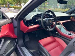Porsche Taycan 4 - ფოტო 4