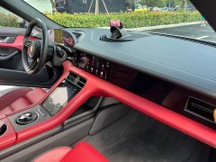 Porsche Taycan 4 - ფოტო 7