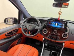 Mercedes-Benz Vito 2023 2.0T Elite 7-Seater - ფოტო 19