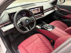 BMW 5 Series 530Li Premier M Sport Package - ფოტო 4
