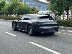 Porsche 2024 Taycan 4 Cross Turismo - ფოტო 12