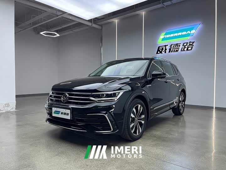 Volkswagen Tiguan L Facelift 330TSI Automatic FWD R-Line Comfort Edition