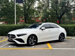 Mercedes-Benz A-Class 2025 Facelift A 200 L Fashion Edition - ფოტო 1