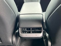 Tesla Model Y Rear-Wheel Drive - ფოტო 13