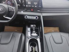 Hyundai Elantra 2022 1.5L CVT GLX Elite - ფოტო 16