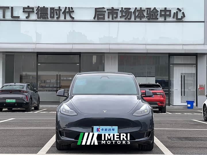 Tesla Model Y Long Range All-Wheel Drive - ავტომობილი ჩინეთიდან