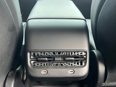 Tesla Model Y Long Range All-Wheel Drive - ფოტო 12