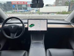 Tesla Model Y Long Range All-Wheel Drive - ფოტო 11