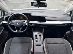 Volkswagen Golf 2021 200TSI DSG - ფოტო 11