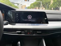 Volkswagen Golf 2021 200TSI DSG - ფოტო 13