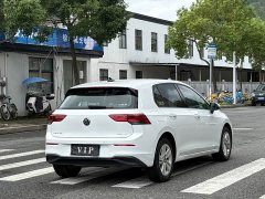 Volkswagen Golf 2021 200TSI DSG - ფოტო 15